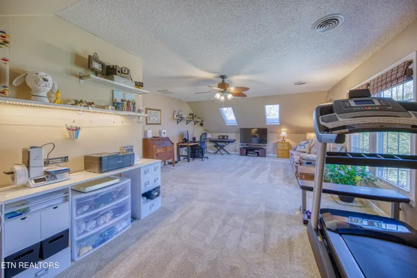 $700,000 | 510 Maple Tree Drive, Knoxville, TN 37934