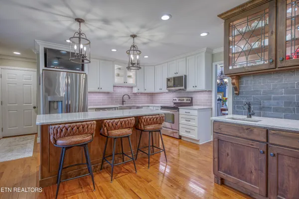 $700,000 | 510 Maple Tree Drive, Knoxville, TN 37934