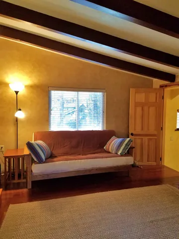 $1,750 | 52 Covered Bridge Lane, Bartlett, NH 03812