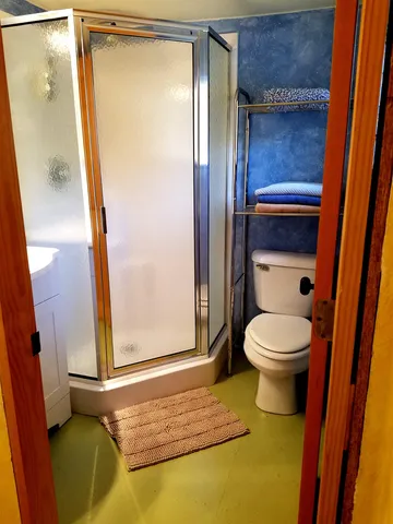 $1,750 | 52 Covered Bridge Lane, Bartlett, NH 03812