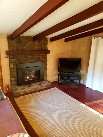 $1,750 | 52 Covered Bridge Lane, Bartlett, NH 03812