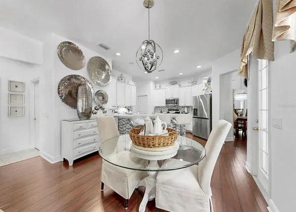 $449,900 | 420 Manns Harbor Drive, Apollo Beach, FL 33572