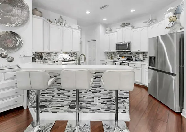 $449,900 | 420 Manns Harbor Drive, Apollo Beach, FL 33572