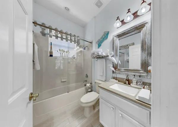 $449,900 | 420 Manns Harbor Drive, Apollo Beach, FL 33572