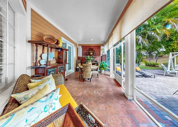 $449,900 | 420 Manns Harbor Drive, Apollo Beach, FL 33572