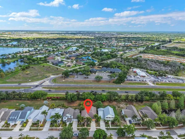 $449,900 | 420 Manns Harbor Drive, Apollo Beach, FL 33572