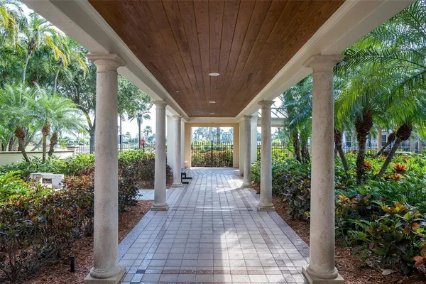 $449,900 | 420 Manns Harbor Drive, Apollo Beach, FL 33572