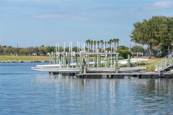 $449,900 | 420 Manns Harbor Drive, Apollo Beach, FL 33572