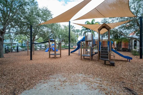 $449,900 | 420 Manns Harbor Drive, Apollo Beach, FL 33572