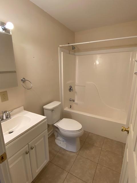 26 West 9th Street, Unit B Dresden, OH 43821 - Photo 7 of 8