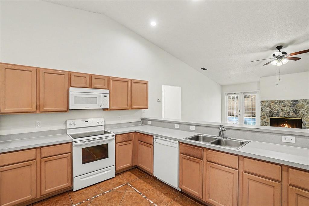 1211 Walnut Grove Way Rockledge, FL 32955 - Photo 9 of 25