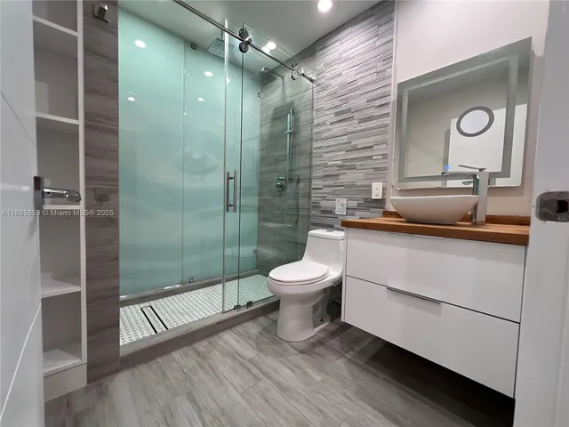 $5,800 | 1405 North 46th Avenue, Unit 1405, Hollywood, FL 33021