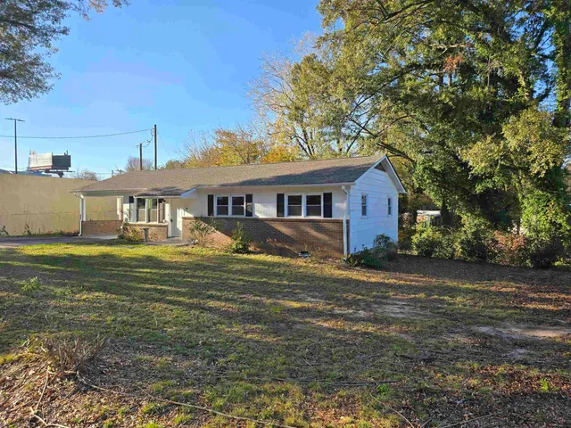 $174,900 | 105 State Rd S-42-8392, Spartanburg, SC 29316