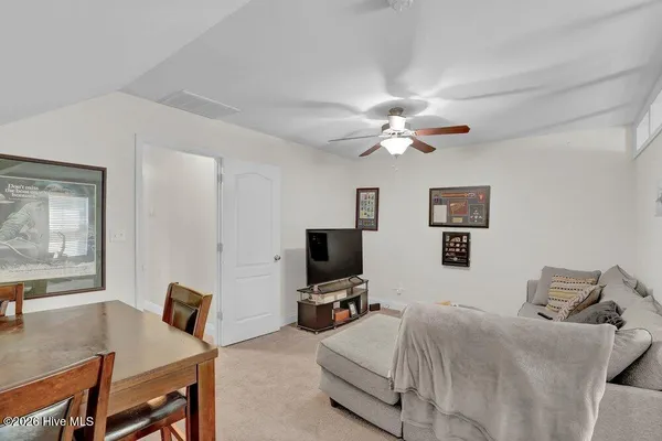 $2,200 | 109 Katrina Street, Sneads Ferry, NC 28460