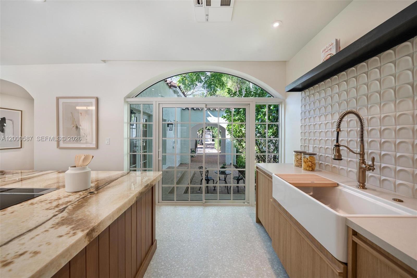 909 Roderigo Avenue Coral Gables, FL 33134 - Photo 10 of 34 Photo 10