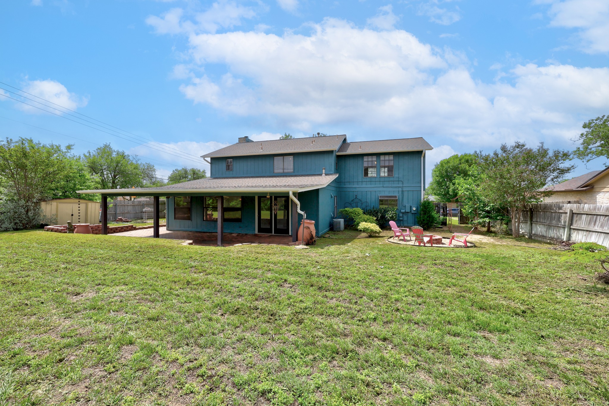 1000 West Noton Street Pflugerville, TX 78660 - Photo 34 of 35 a front view of a house with garden