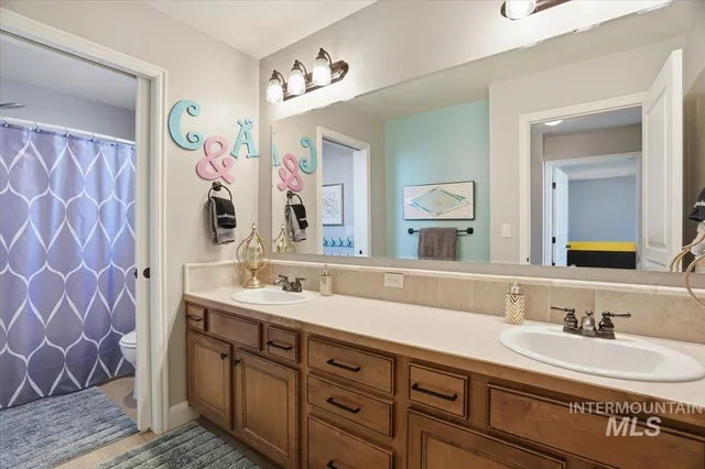 $896,500 | 946 West Bacall Street, Meridian, ID 83646