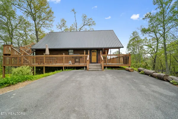 $525,000 | 720 Timberlake Drive, Pigeon Forge, TN 37863