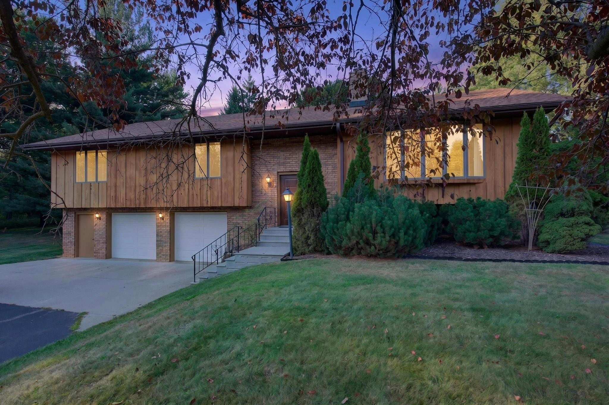 6989 Zubella Road Wisconsin Rapids, WI 54495 - Photo 1 of 57 Gallery Image 1