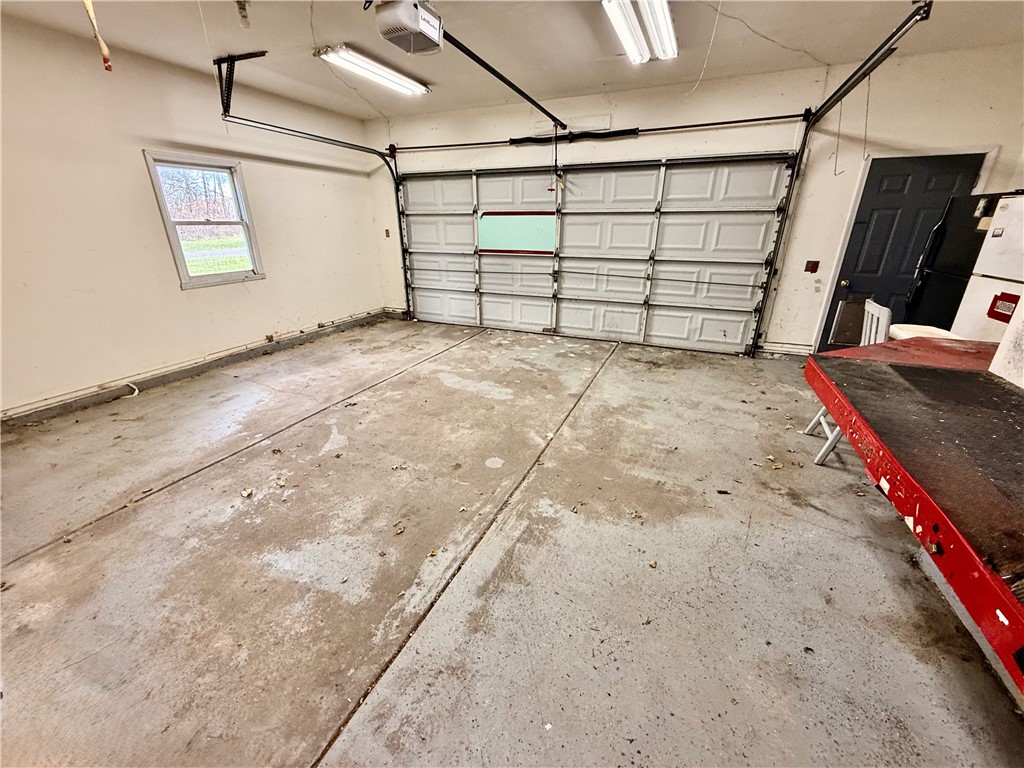 4735 Farnsworth Road Marion, NY 14505 - Photo 13 of 40