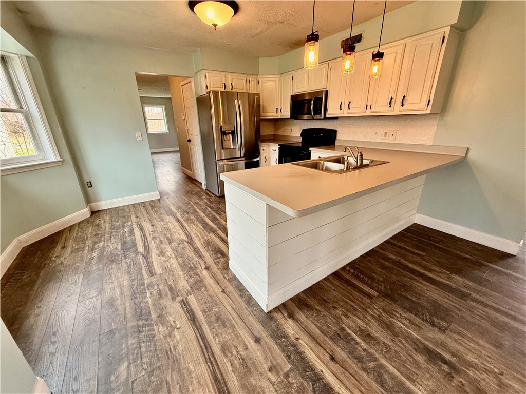 4735 Farnsworth Road Marion, NY 14505 - Photo 9 of 40