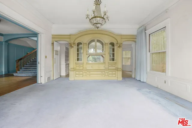 $2,799,000 | 1685 South Victoria Avenue, Los Angeles, CA 90019