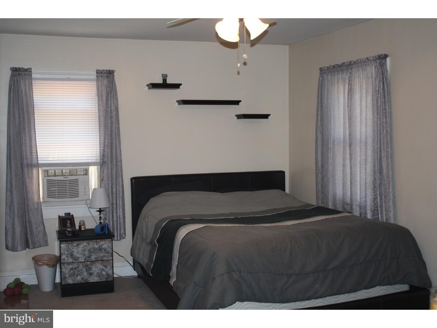 37 Georgia Road Pennsville, NJ 08070 - Photo 18 of 22 Bedroom - Main