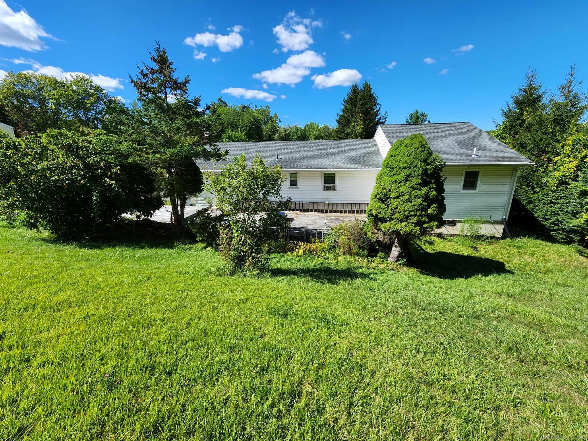 21 Brookview Avenue Wallingford, CT 06492 - Photo 25 of 39