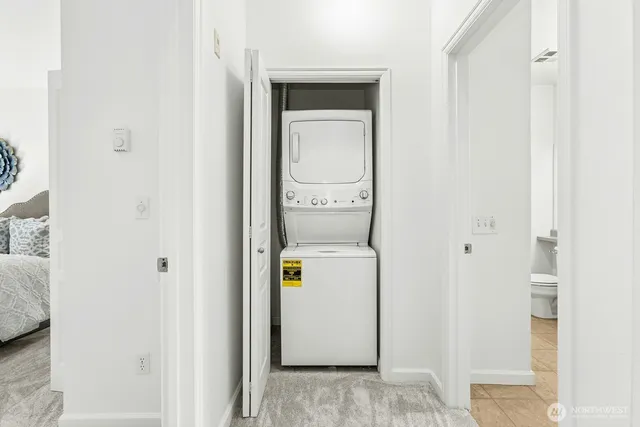 $525,000 | 23420 Southeast Black Nugget Road, Unit C303, Issaquah, WA 98029