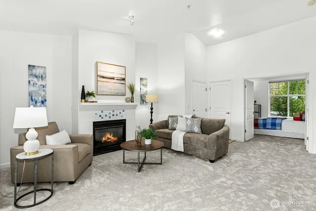 $525,000 | 23420 Southeast Black Nugget Road, Unit C303, Issaquah, WA 98029