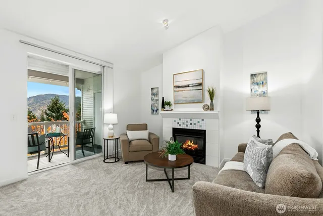 $525,000 | 23420 Southeast Black Nugget Road, Unit C303, Issaquah, WA 98029