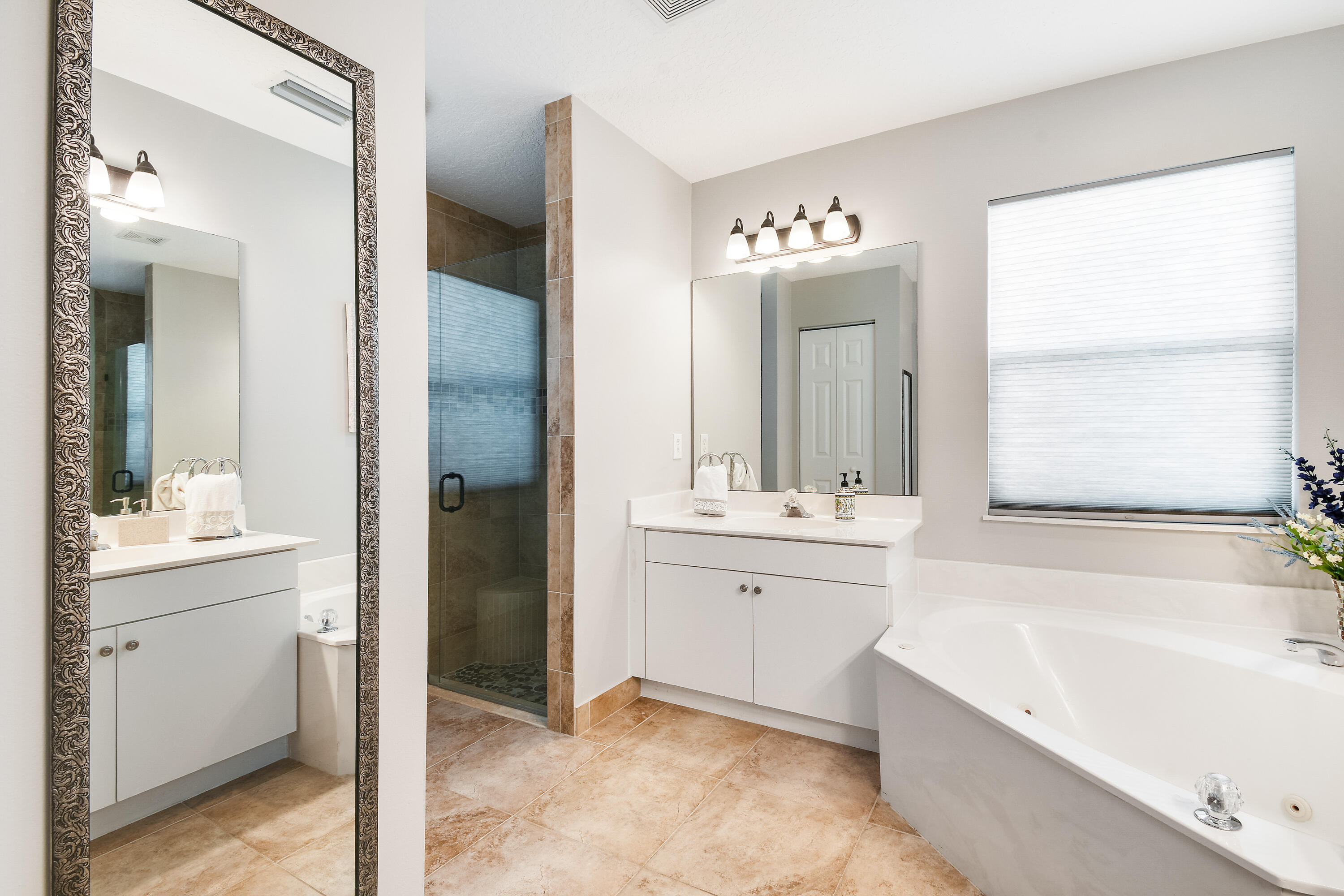 2609 Southwest Regency Road Stuart, FL 34997 - Photo 29 of 57 Master Bathroom