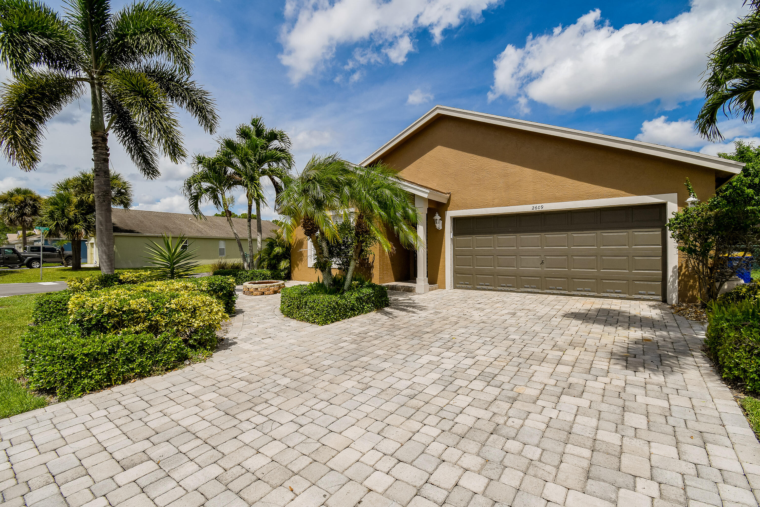 2609 Southwest Regency Road Stuart, FL 34997 - Photo 8 of 57 Brick Paver Driveway