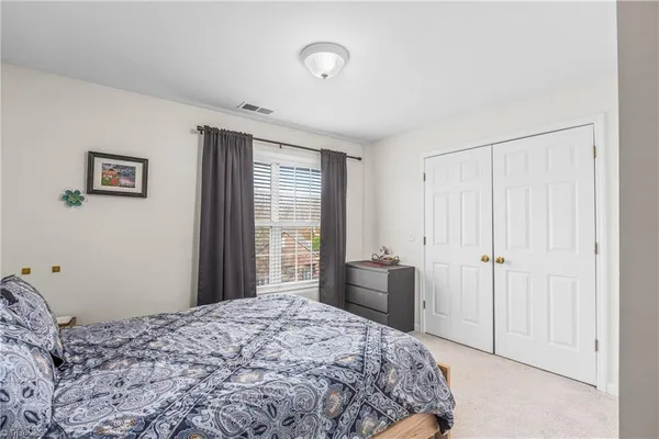 $178,000 | 4702 Brighton Park Drive, Unit 3D, Winston-Salem, NC 27103