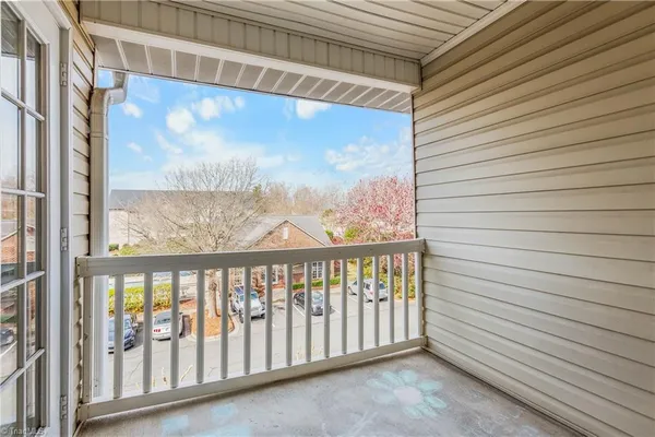 $178,000 | 4702 Brighton Park Drive, Unit 3D, Winston-Salem, NC 27103