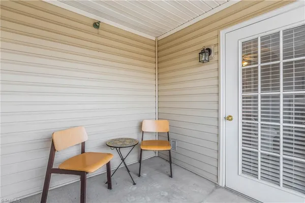 $178,000 | 4702 Brighton Park Drive, Unit 3D, Winston-Salem, NC 27103