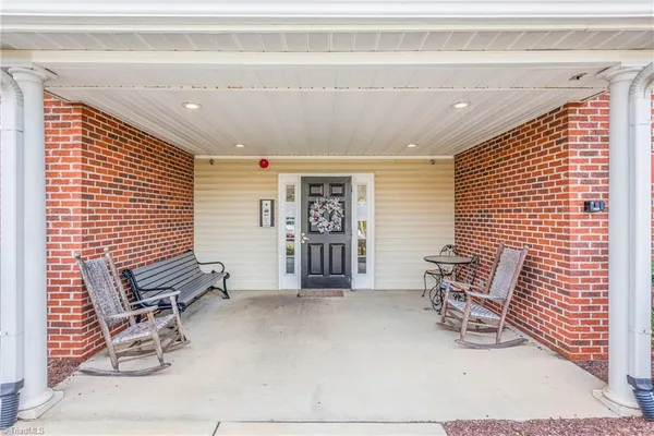 $178,000 | 4702 Brighton Park Drive, Unit 3D, Winston-Salem, NC 27103