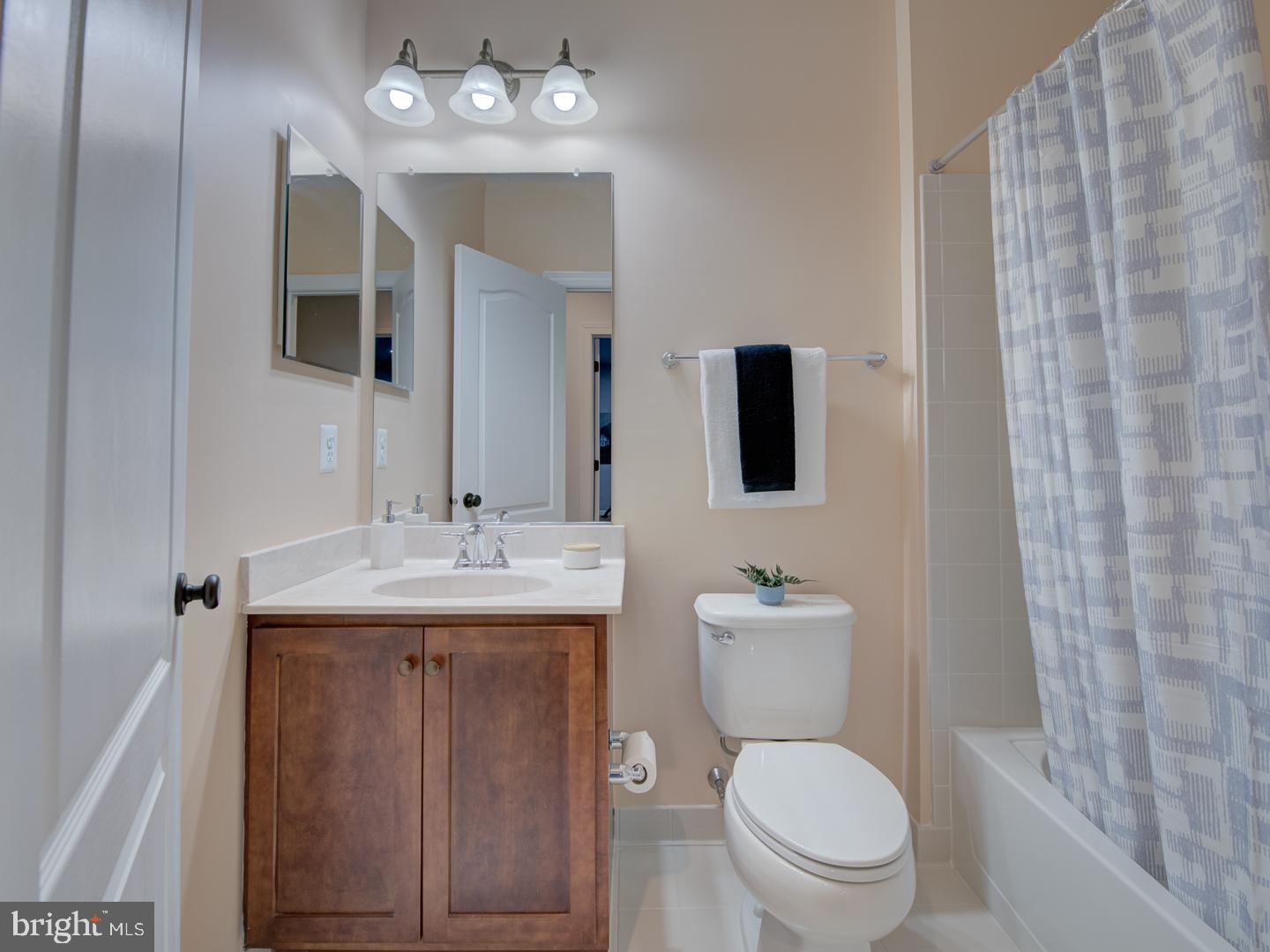 43289 Barnstead Drive Ashburn, VA 20148 - Photo 131 of 146