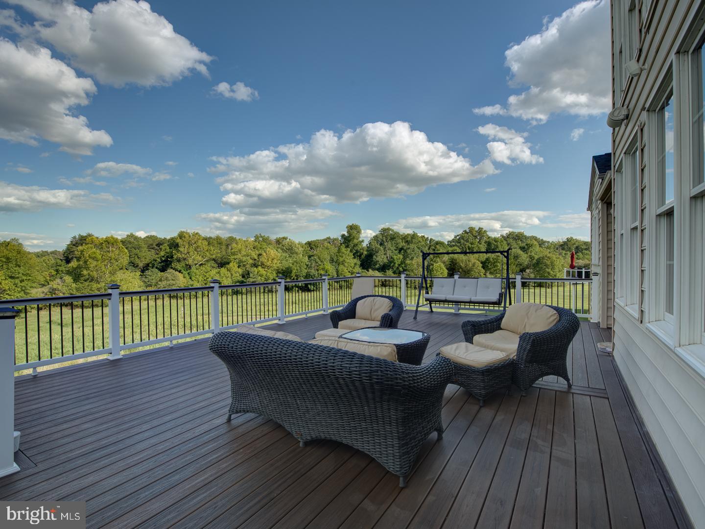 43289 Barnstead Drive Ashburn, VA 20148 - Photo 139 of 146