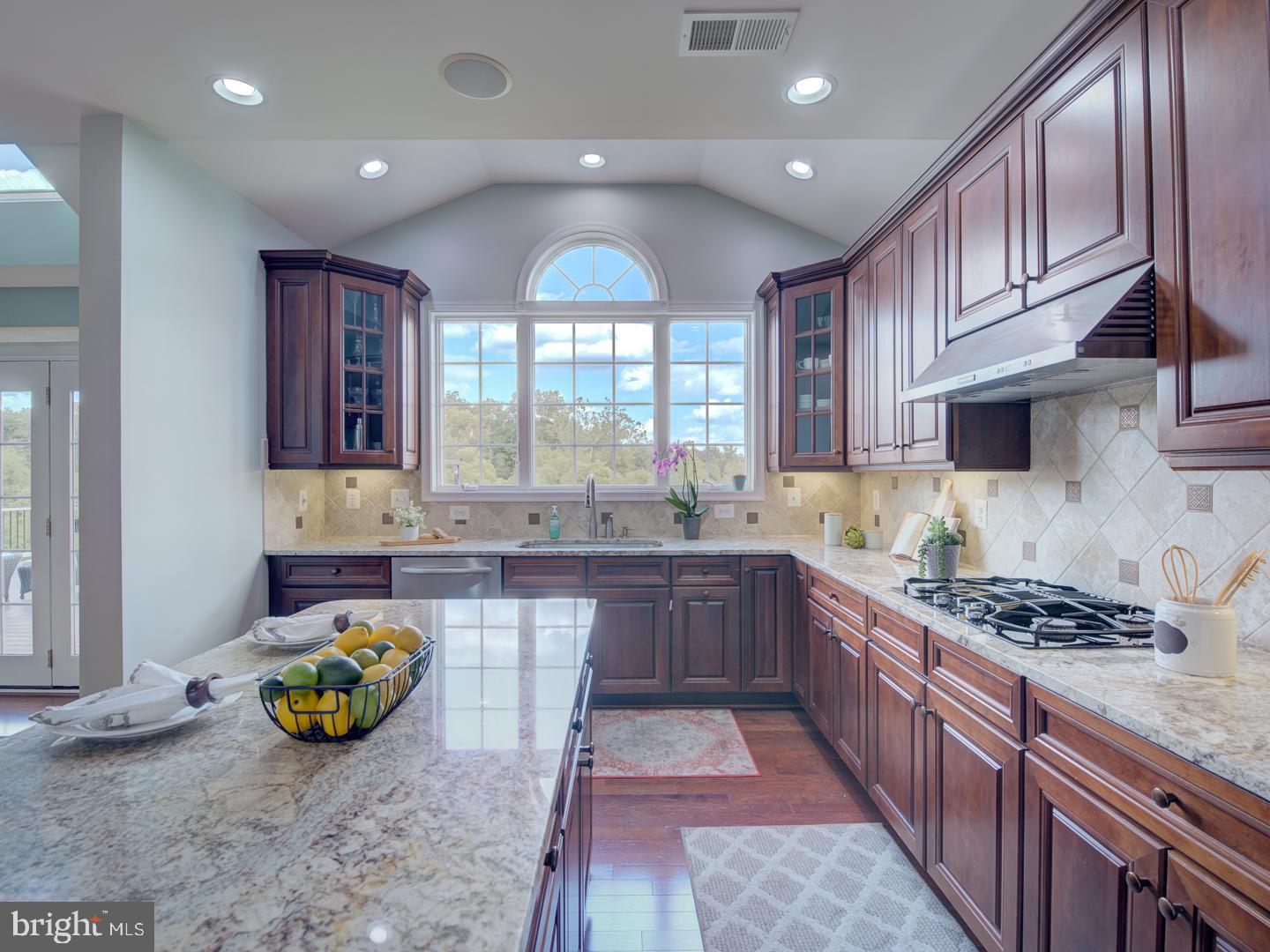 43289 Barnstead Drive Ashburn, VA 20148 - Photo 47 of 146