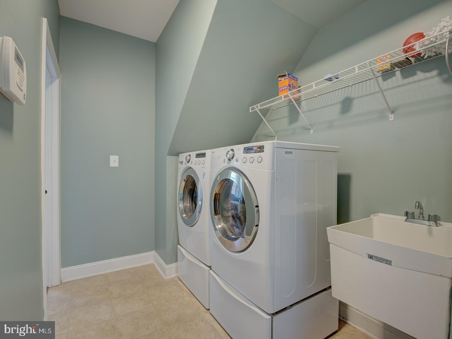 43289 Barnstead Drive Ashburn, VA 20148 - Photo 65 of 146