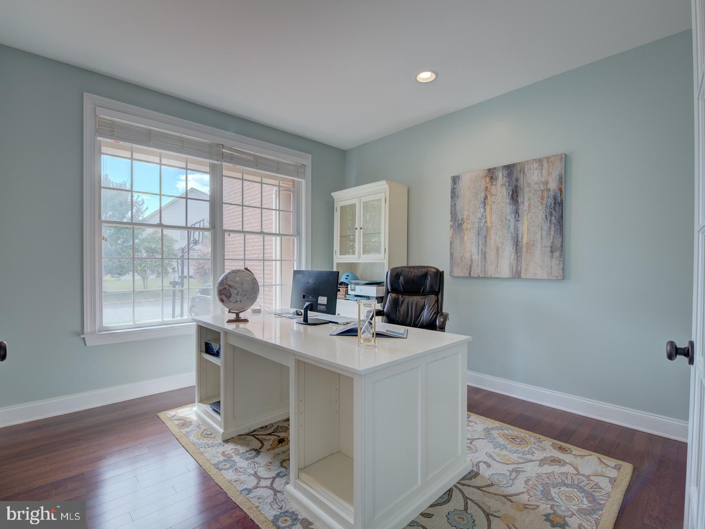 43289 Barnstead Drive Ashburn, VA 20148 - Photo 10 of 146