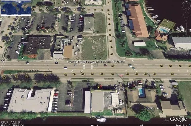 $899,000 | 1725 Cape Coral Parkway East, Cape Coral, FL 33904