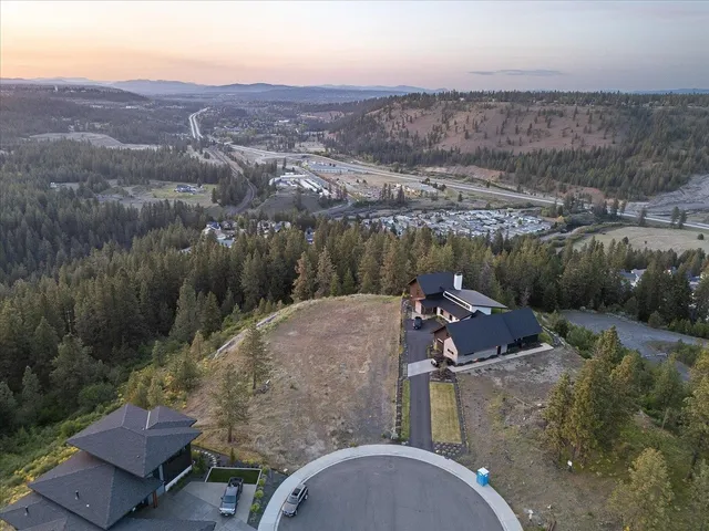 $399,000 | 5204 South Falcon Point, Spokane, WA 99224