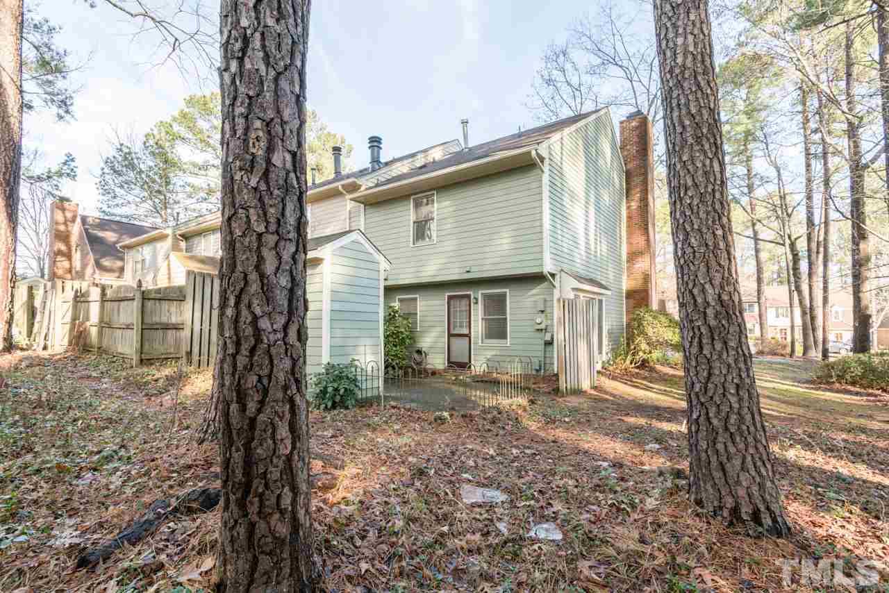 5508 Hamstead Crossing Raleigh, NC 27612 - Photo 4 of 24