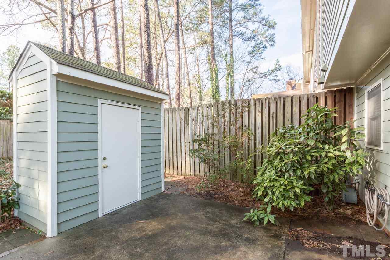 5508 Hamstead Crossing Raleigh, NC 27612 - Photo 6 of 24