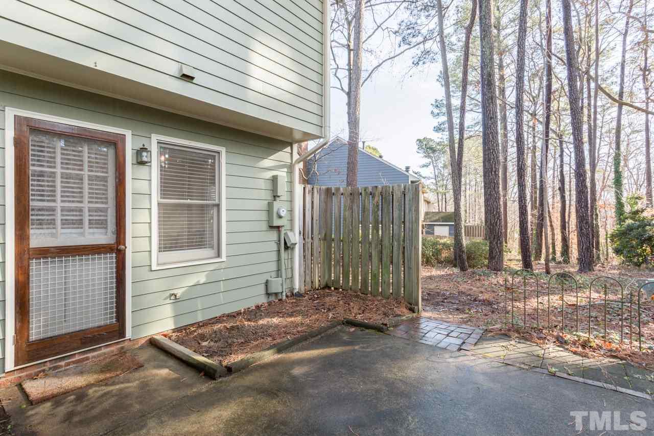 5508 Hamstead Crossing Raleigh, NC 27612 - Photo 7 of 24