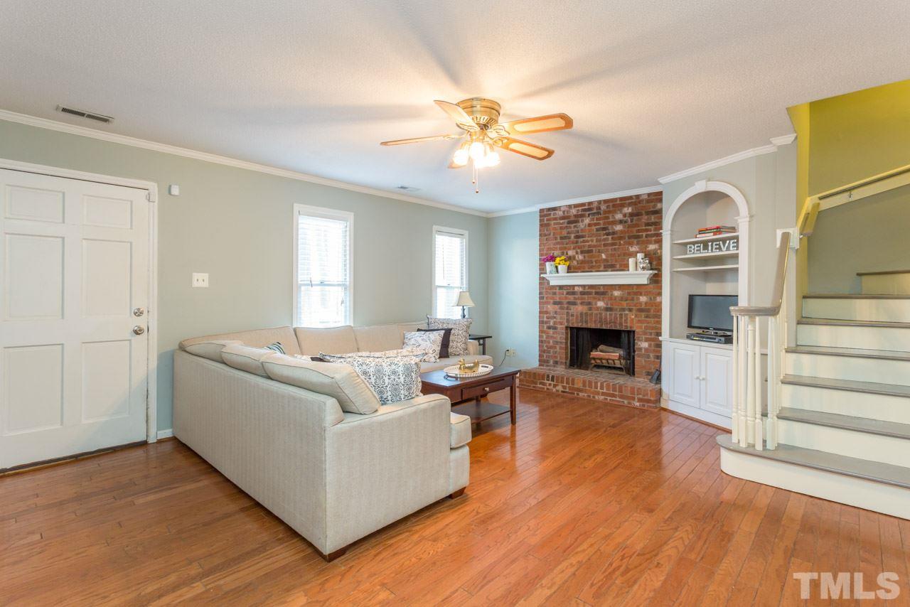 5508 Hamstead Crossing Raleigh, NC 27612 - Photo 8 of 24