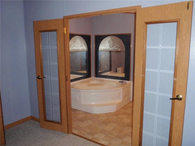 17800 Miles Road Newark, OH 43056 - Photo 8 of 12 Gallery Image 8