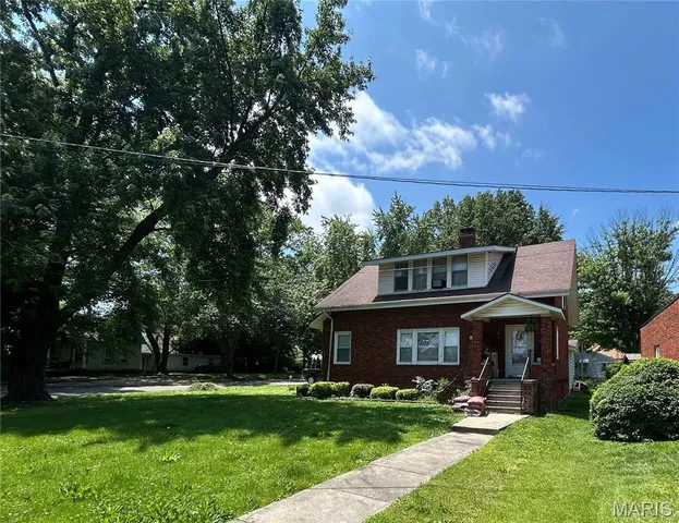 $125,000 | 733 South 6th Street, Carrollton, IL 62016